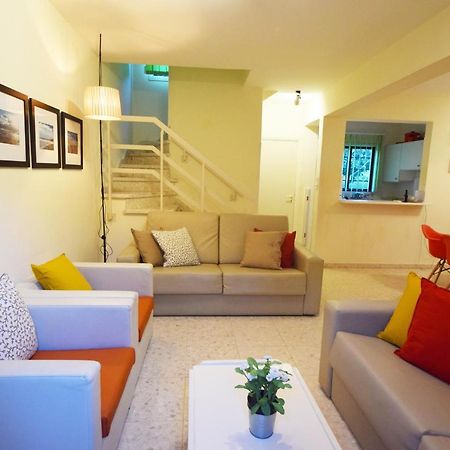 Christos Beach House Larnaca Exterior photo
